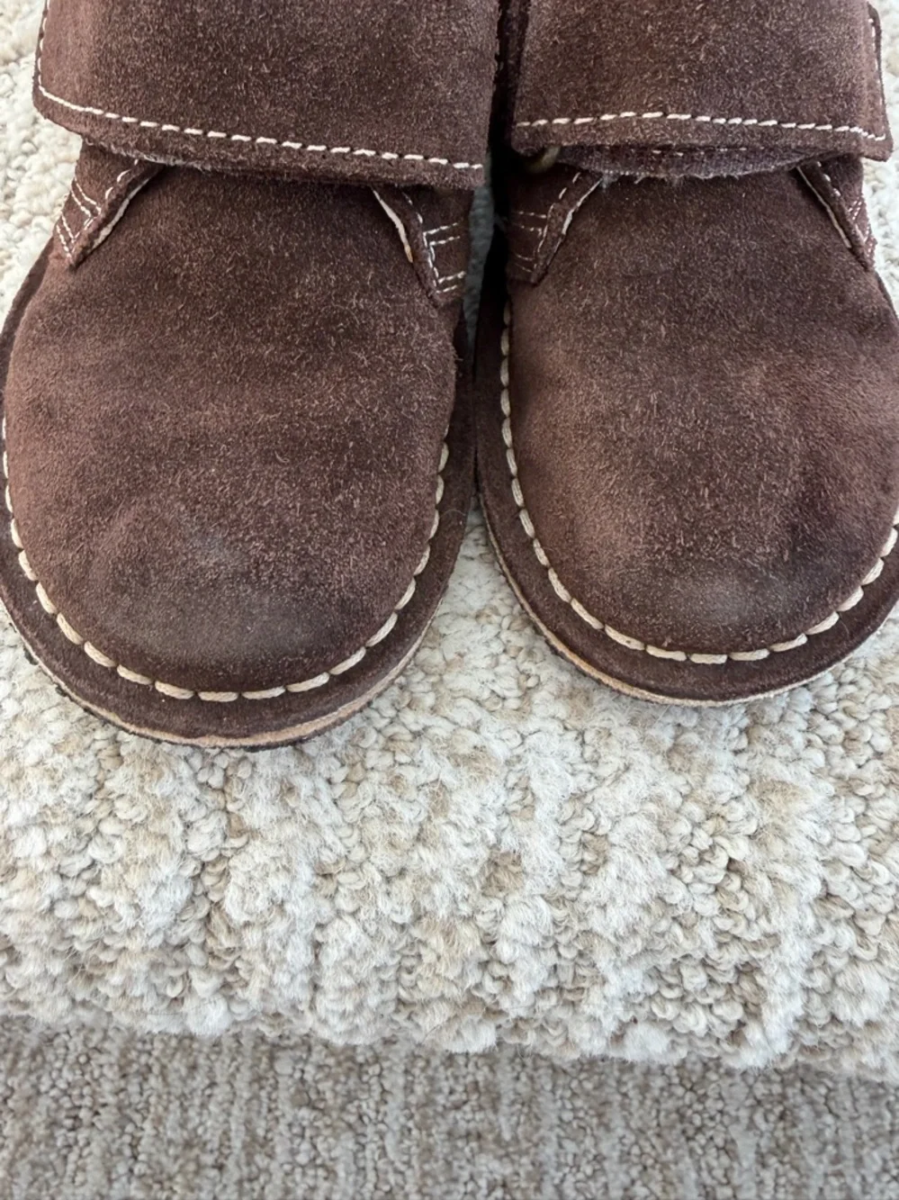 Naturino brown suede boys' casual chukka boots. Kids Size 24. - Picture 3 of 11